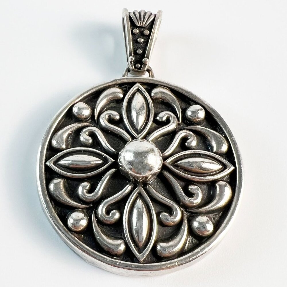 Vintage Mark Wasserman Samara Solid Sterling Silver Mexico Floral Round Pendant